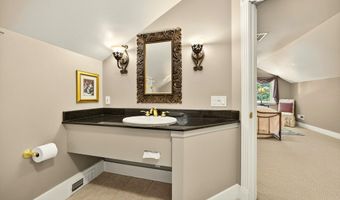 496 Beach St, Ashland, OR 97520