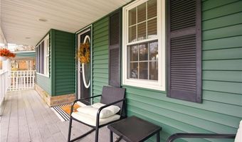 580 Old Main St, Coventry, RI 02816