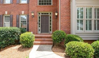 5196 Staverly Ln, Peachtree Corners, GA 30092