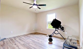 13330 S Hendrix Rd, Bentonville, AR 72713