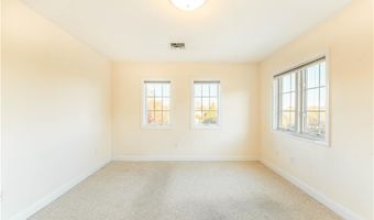 683 Metacom Ave 79, Bristol, RI 02809