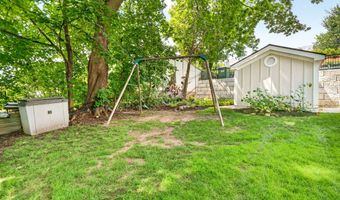 78 Arrowhead Rd, Brookfield, CT 06804