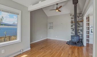 618 E 7TH St, Cheyenne, WY 82007