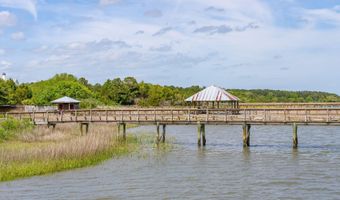 8053 Mariners Lndg, Awendaw, SC 29429