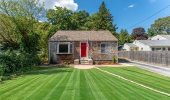 104 Knotty Oak Rd, Coventry, RI 02816