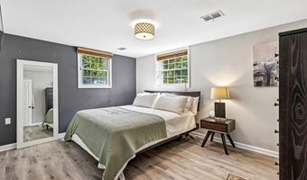 8014 KIDD St, Alexandria, VA 22309