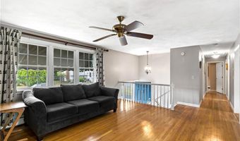 28 Eveready Ave, Bristol, RI 02809