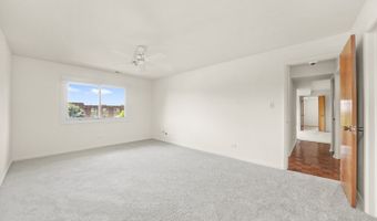 1025 S Fernandez Ave 4C, Arlington Heights, IL 60005