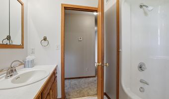 1957 COUNTY ROAD T N, Amherst Junction, WI 54407
