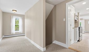 27 Haverhill Rd B, Amesbury, MA 01913