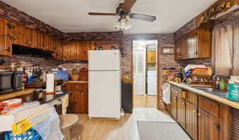 76 Railroad St, Auxier, KY 41602