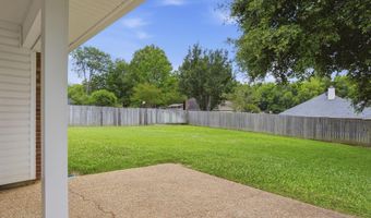 723 Trip Dr, Brandon, MS 39042