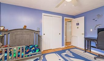 7 Lydia Ave, North Providence, RI 02904