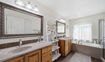 9498 N CANYON HEIGHTS Dr, Cedar Hills, UT 84062