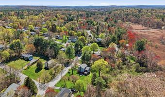 4 Meadowbrook Rd, Acton, MA 01720