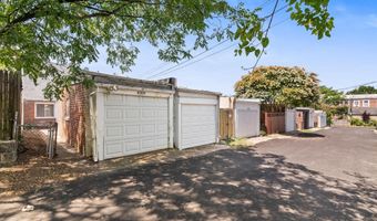 4009 LAURISTON St, Philadelphia, PA 19128