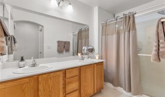 6823 Gold Nugget Dr, Las Vegas, NV 89122
