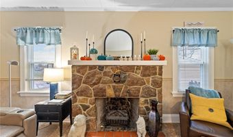 145 Parkgate Ave, Austintown, OH 44515