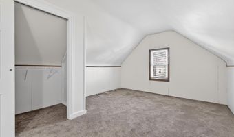 38 W 43RD St, Bayonne, NJ 07002