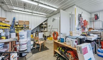 135 E Brown Dr, Avilla, IN 46710