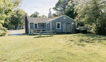 22 Presidents Rd, Bourne, MA 02532