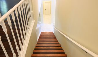 372 Foxboro Dr, Avon, IN 46123