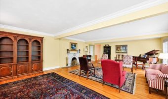 447 Bonnie Dr, Macon, GA 31204