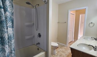 400 Cass St, Adair, IA 50002