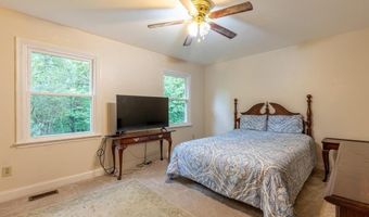 226 HAWKES Ct, Hockessin, DE 19707
