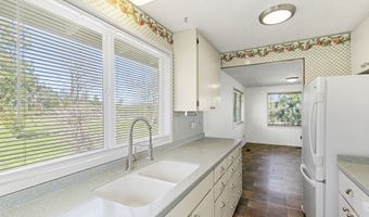 10418 CHAMPOEG Rd, Aurora, OR 97002