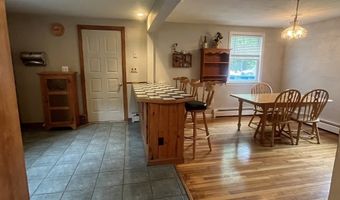 46 Queensland Rd, Billerica, MA 01862
