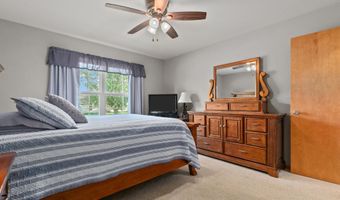 W5862 GERANIUM Drive, Appleton, WI 54915