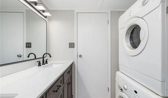 12 Valiant Dr, Coventry, RI 02816