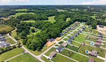 6700 Parwood Dr, Baxter, TN 38544