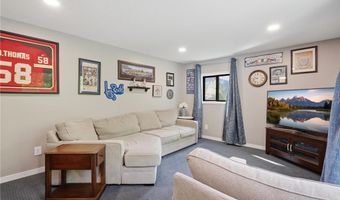 12997 Euclid Ave, Apple Valley, MN 55124