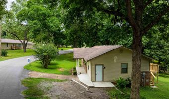 230 Kenneth St, Batesville, AR 72501
