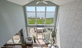 8115 Colony Dr, Algonac, MI 48001