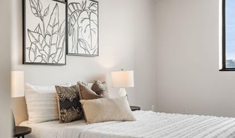 1101 S ARLINGTON RIDGE Rd 212, Arlington, VA 22202