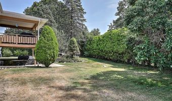 18 Sherri Dr, North Providence, RI 02911