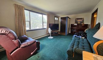 381 Birch St, Bangor, ME 04401