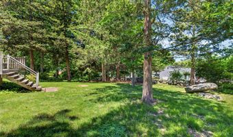8 Liberty Rdg, Clinton, CT 06413