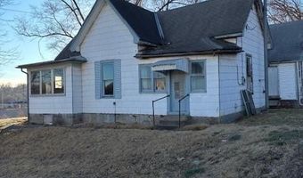 1013 Commercial St, Atchison, KS 66002