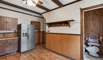 108 W 2ND St, Alburtis, PA 18011