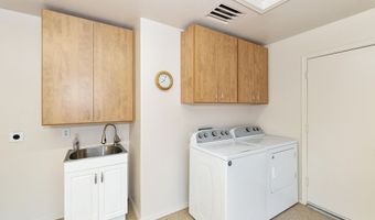 1926 E LINDRICK Dr, Chandler, AZ 85249