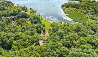 39081 N Sheridan Rd, Antioch, IL 60002