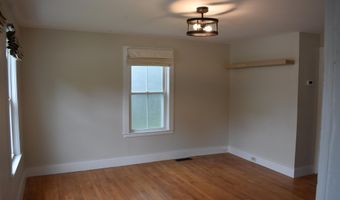 30-32 Main St, Bennington, NH 03442
