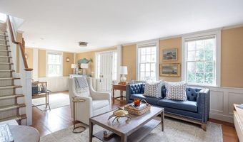 41 Elm St, Newport, RI 02840