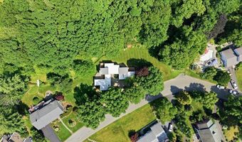 5 Newell Ct, Albany, NY 12204