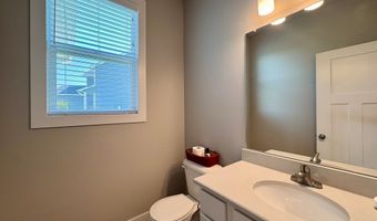 2419 NW Applewood St, Ankeny, IA 50023