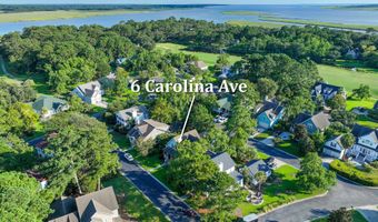 6 Carolina Ln, Beaufort, SC 29907